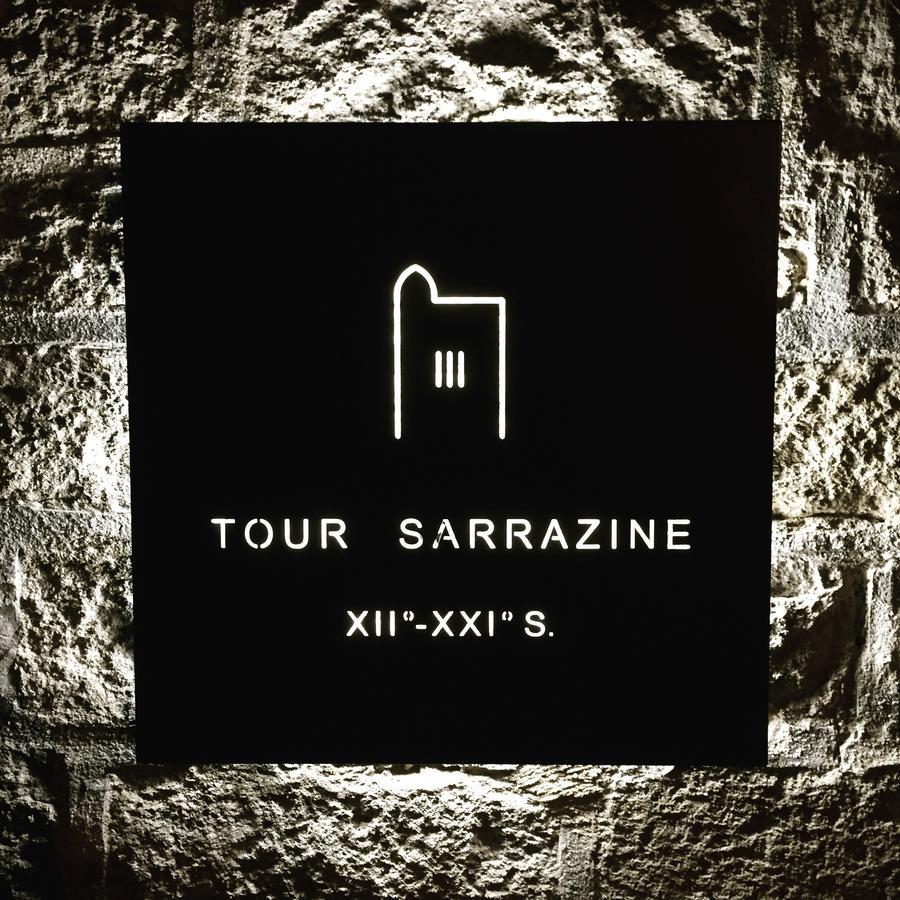 Tour Sarrazine De Montaren Bed & Breakfast エクステリア 写真