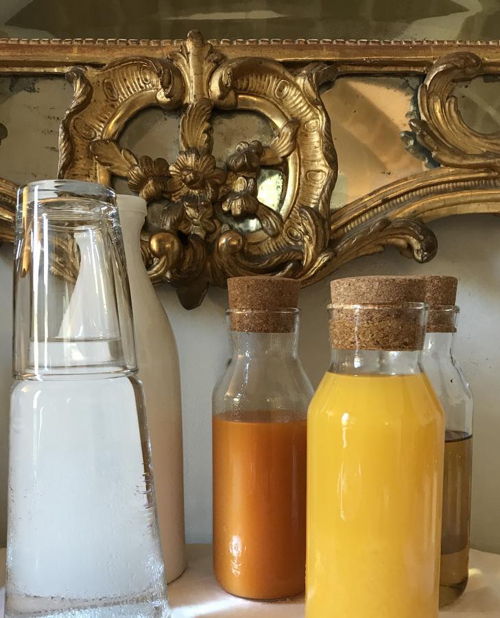 Tour Sarrazine De Montaren Bed & Breakfast エクステリア 写真